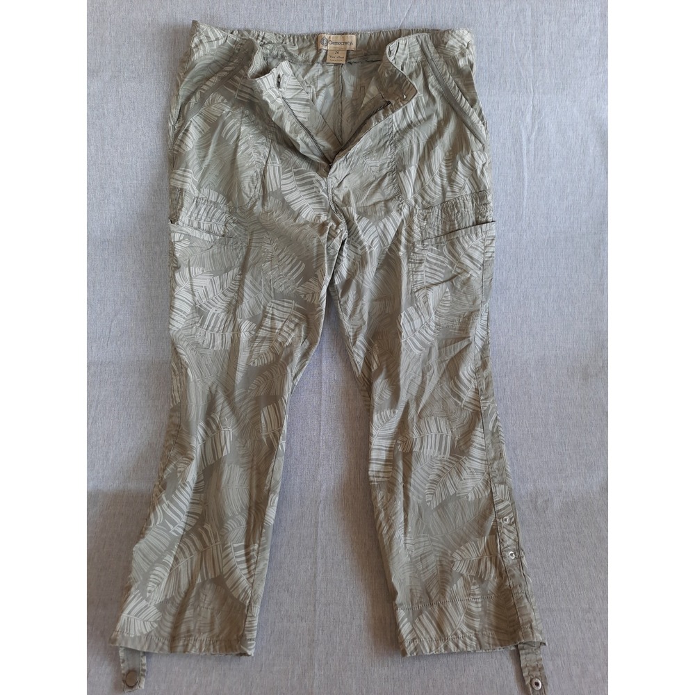 Democracy Flex-Ellenent Women s16 Capri‎ Pants Ankle All Over Print Cargo- Style